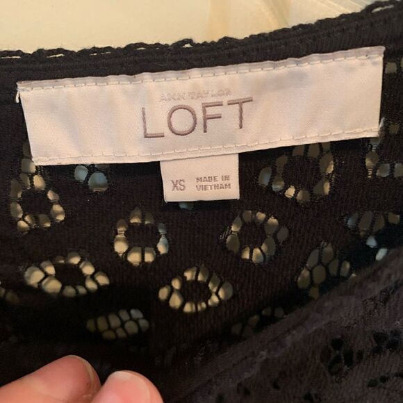 The Loft Navy lace 3/4 sleeve top w/button in back size XS - Picture 4 of 5